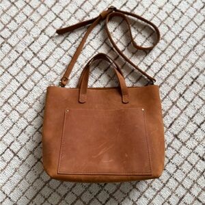Portland Leather Medium Crossbody Tote Bag Dakota Leather